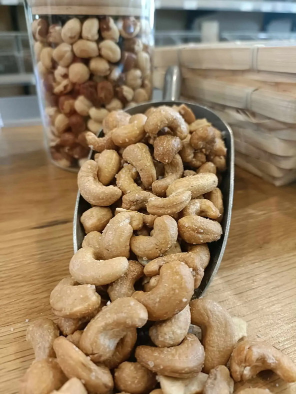 Noix de Cajou Torréfiées Salées Artisanalement - The Nuts Shop