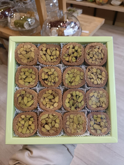 Coffret Roulés de Pistaches - Pâtisserie Libanaise